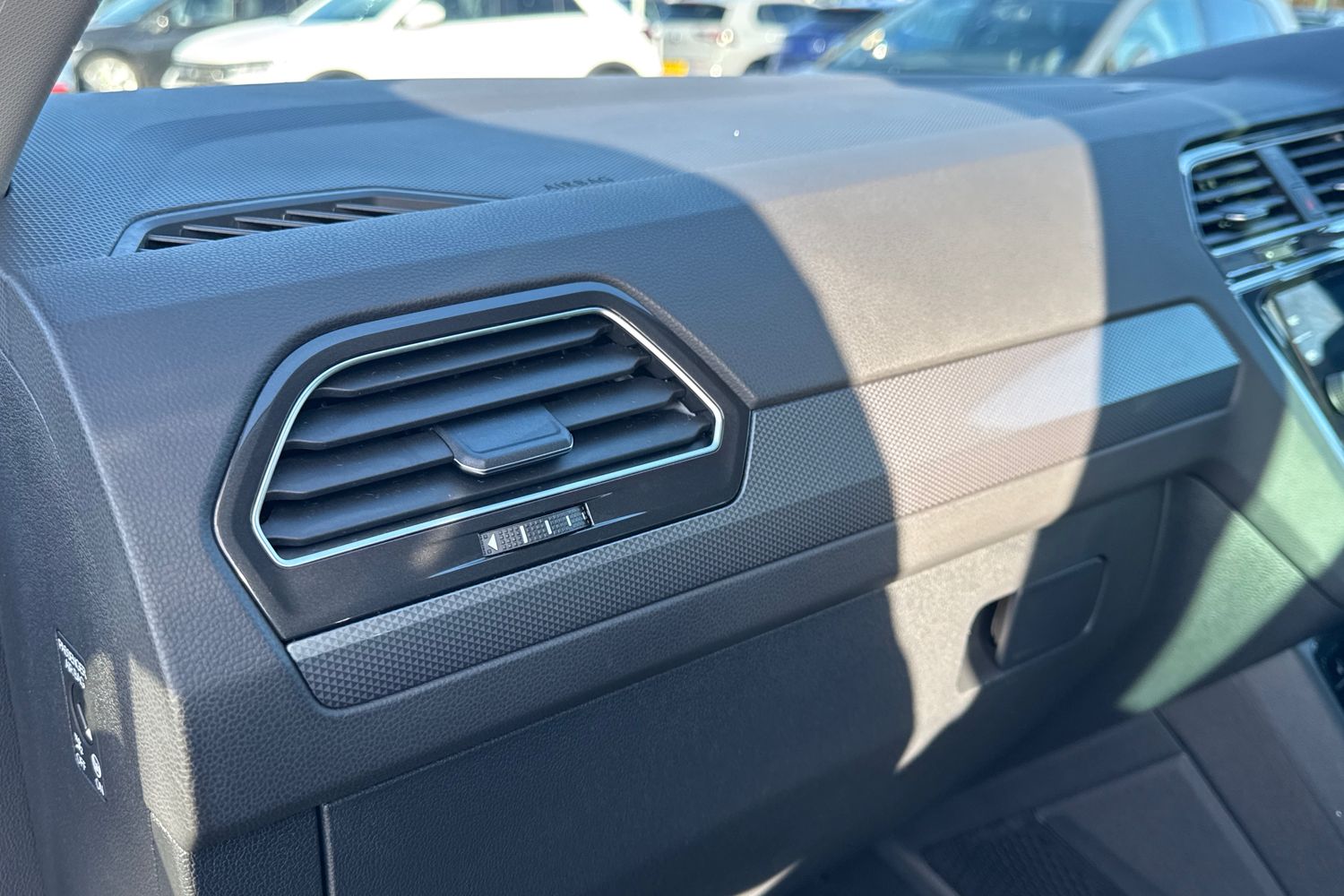 Used Volkswagen Tiguan 2022 for sale - 77355431: Photo 30