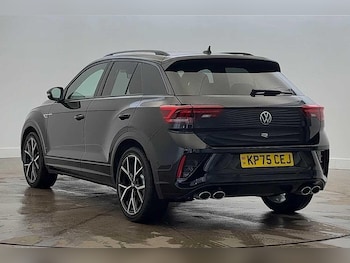 Used Volkswagen T-Roc 2025 for sale - 76820073: Photo