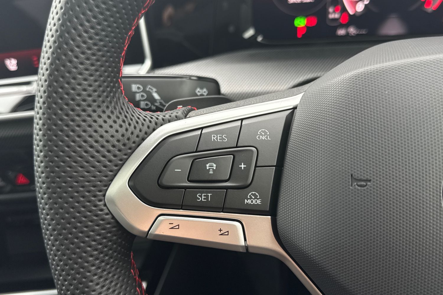 Used Volkswagen Golf 2025 for sale - 76564815: Photo 35