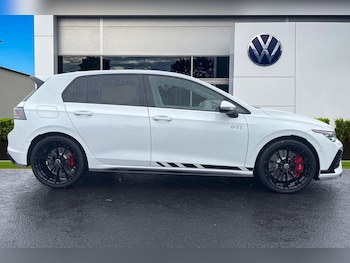 Used Volkswagen Golf 2025 for sale - 76564815: Photo