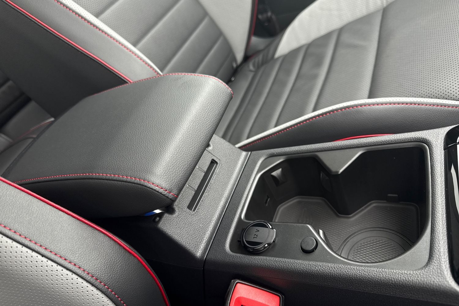 Used Volkswagen Golf 2025 for sale - 76564815: Photo 40