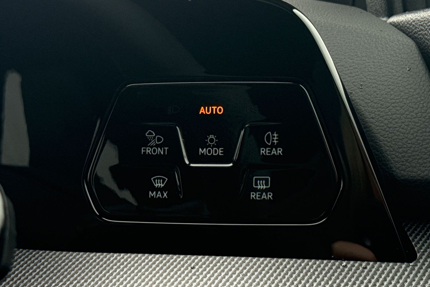 Used Volkswagen Golf 2025 for sale - 76564815: Photo 41