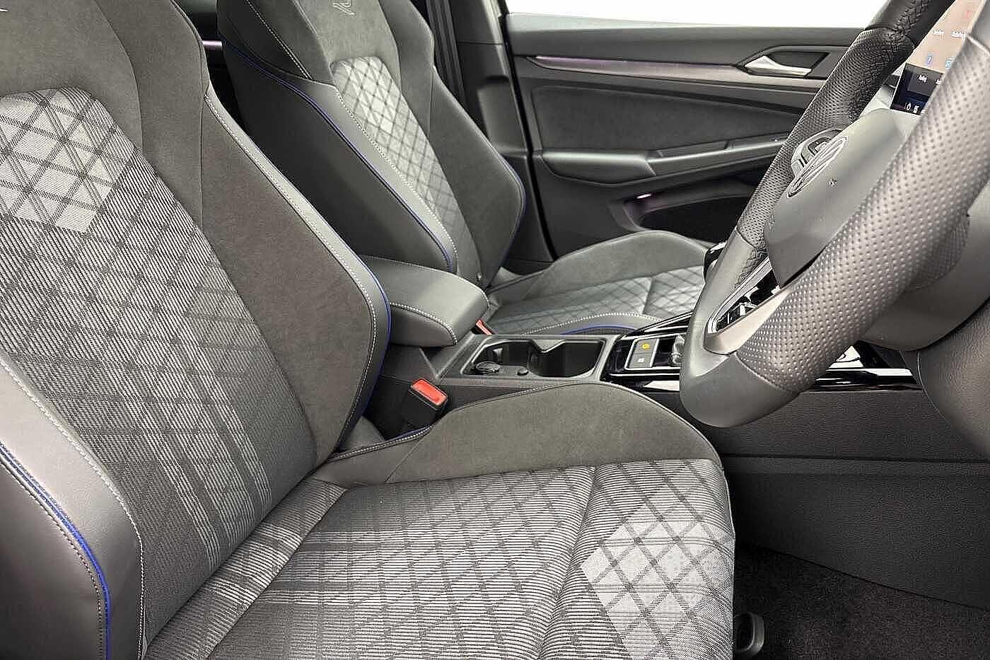 Used Volkswagen Golf 2025 for sale - 77287090: Photo 10