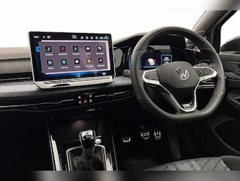 Used Volkswagen Golf 2025 for sale - 77287090: Photo