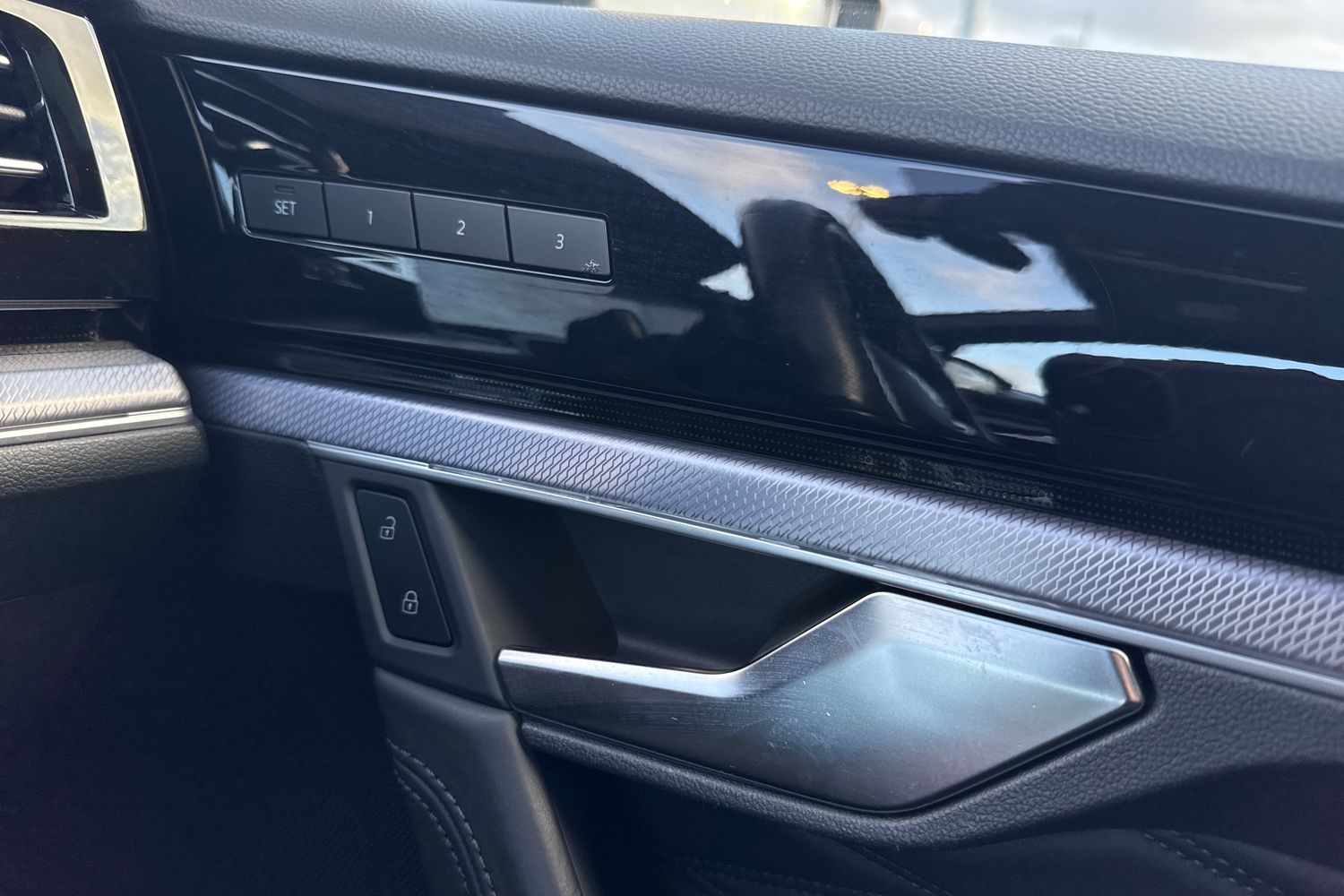 Used Volkswagen Touareg 2023 for sale - 77334273: Photo 21