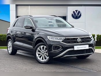 Used Volkswagen T-Roc 2025 for sale - 79308699: Photo