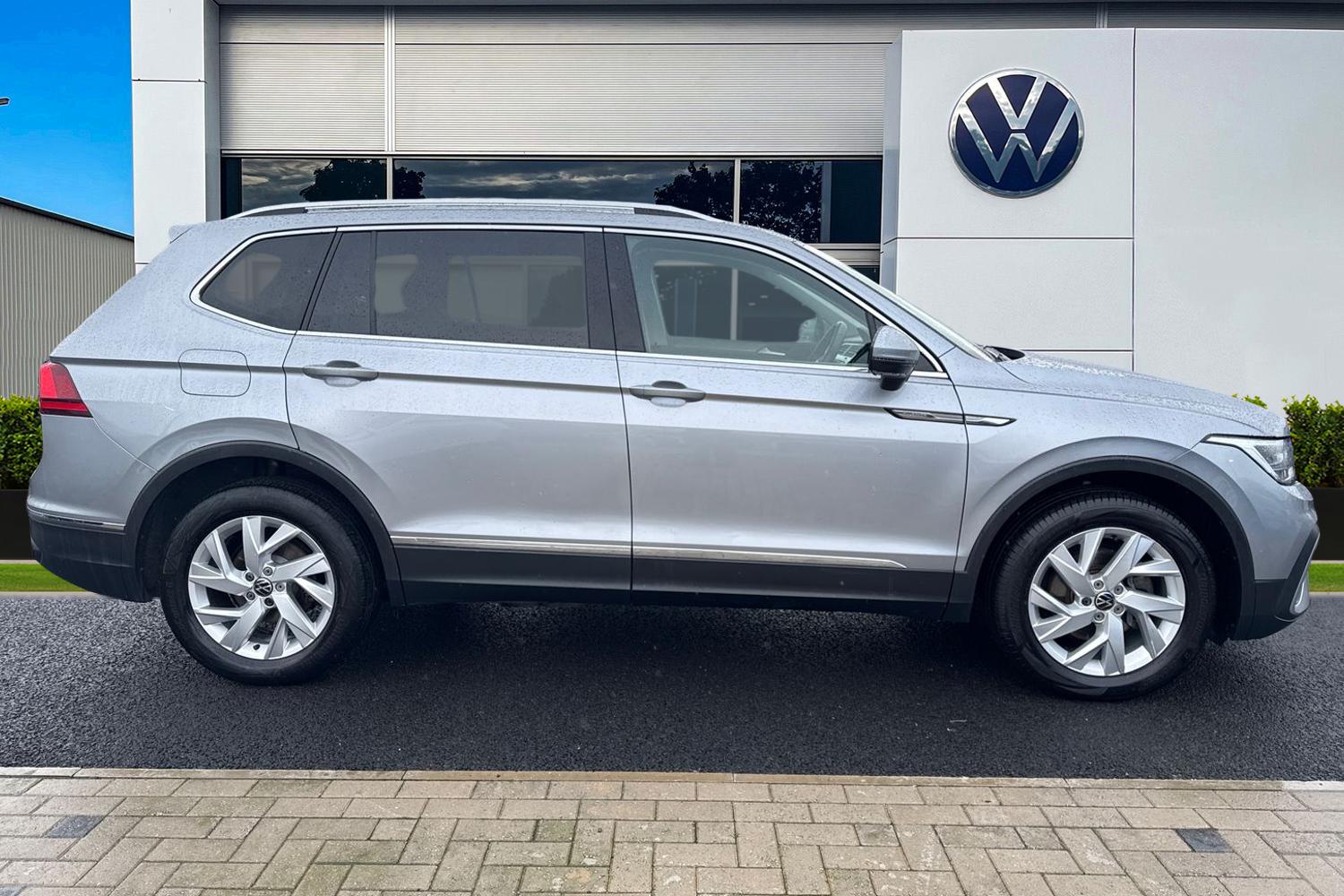 Used Volkswagen Tiguan Allspace 2024 for sale - 77820290: Photo 3
