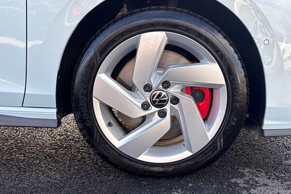 Used Volkswagen Golf 2025 for sale - 76299882: Photo 10