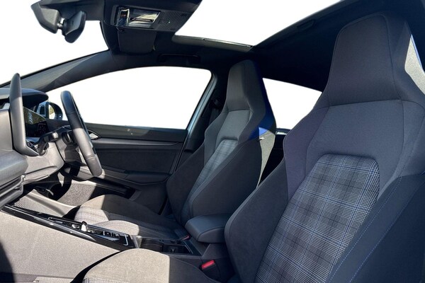 Used Volkswagen Golf 2025 for sale - 76299882: Photo 15