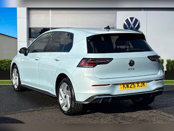 Used Volkswagen Golf 2025 for sale - 76299882: Photo 2