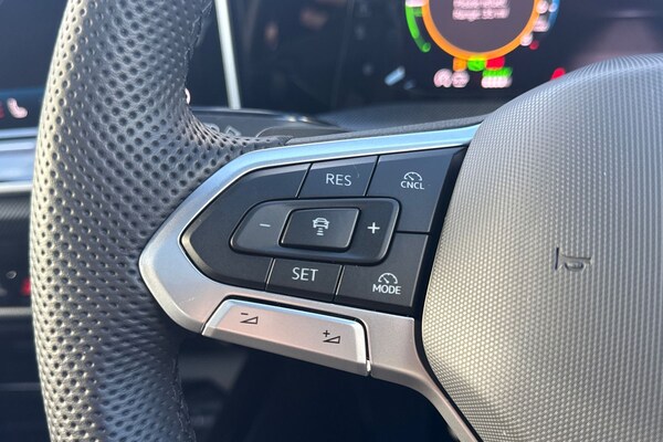 Used Volkswagen Golf 2025 for sale - 76299882: Photo 35