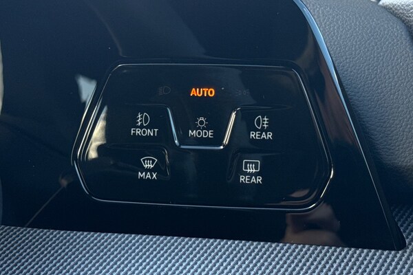 Used Volkswagen Golf 2025 for sale - 76299882: Photo 38