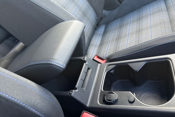 Used Volkswagen Golf 2025 for sale - 76299882: Photo 41