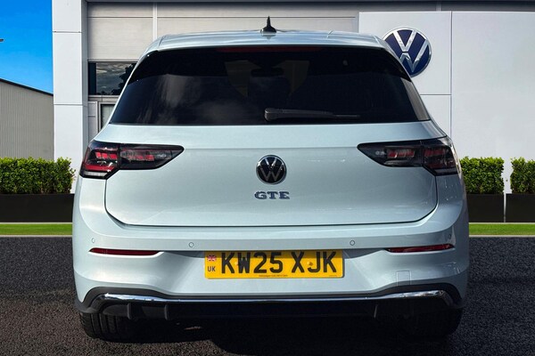 Used Volkswagen Golf 2025 for sale - 76299882: Photo 4