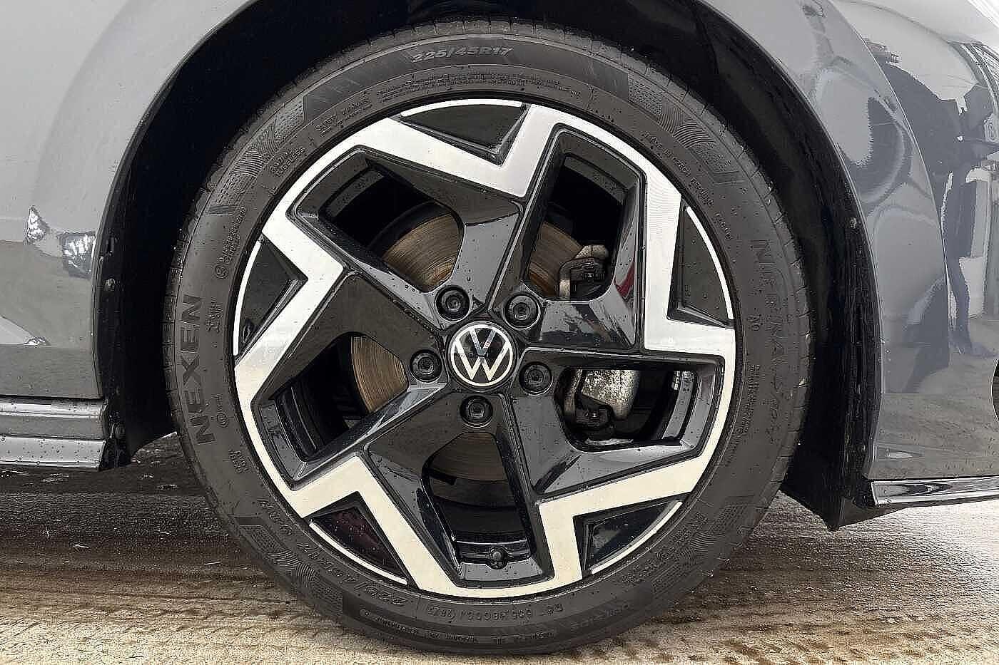 Used Volkswagen Golf 2025 for sale - 77820327: Photo 5