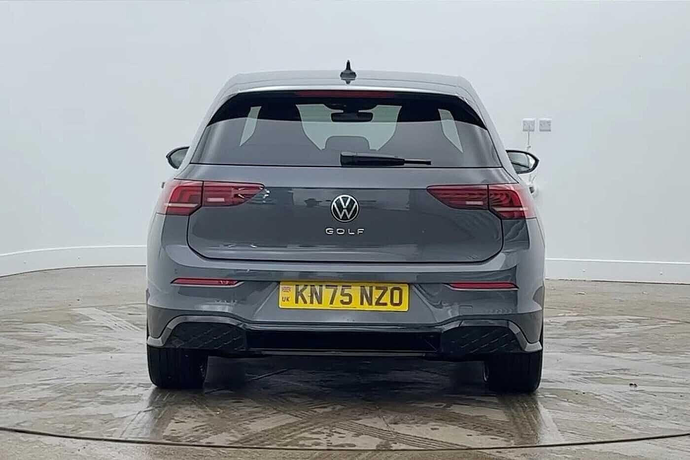 Used Volkswagen Golf 2025 for sale - 77820327: Photo 8