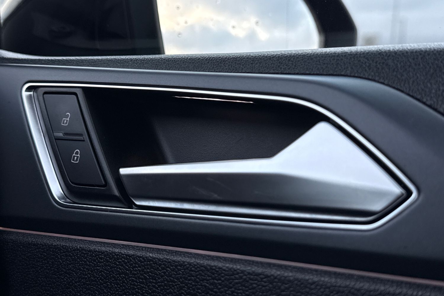 Used Volkswagen Taigo 2025 for sale - 76692258: Photo 30