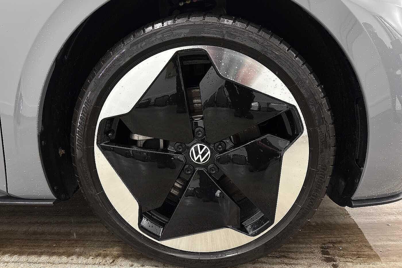 Used Volkswagen ID.3 2025 for sale - 77236053: Photo 5