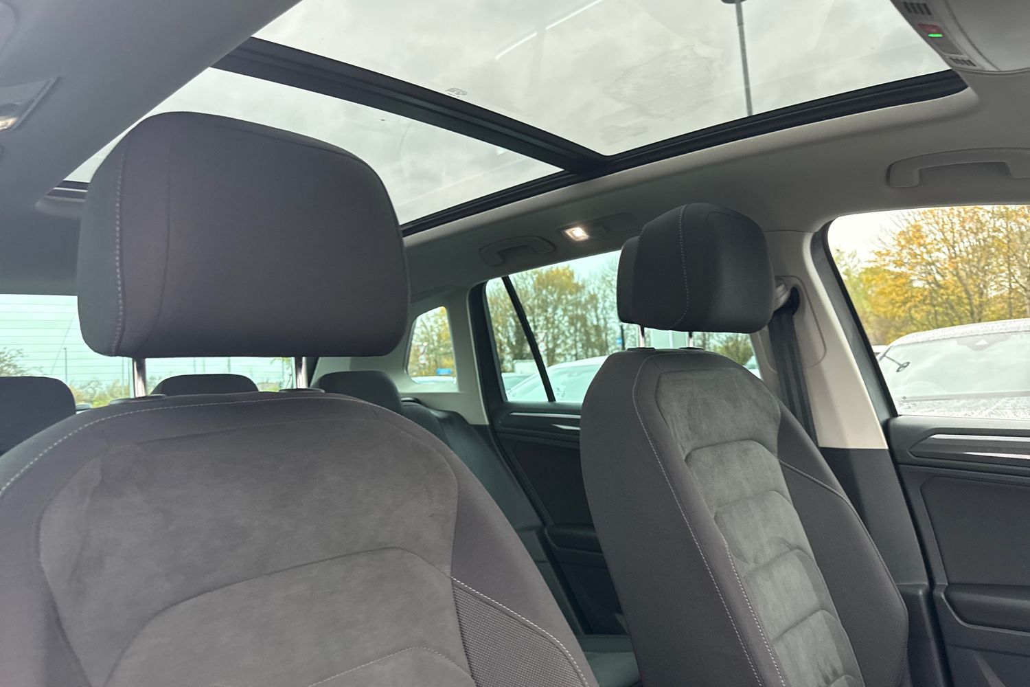 Used Volkswagen Tiguan 2020 for sale - 76476114: Photo 20