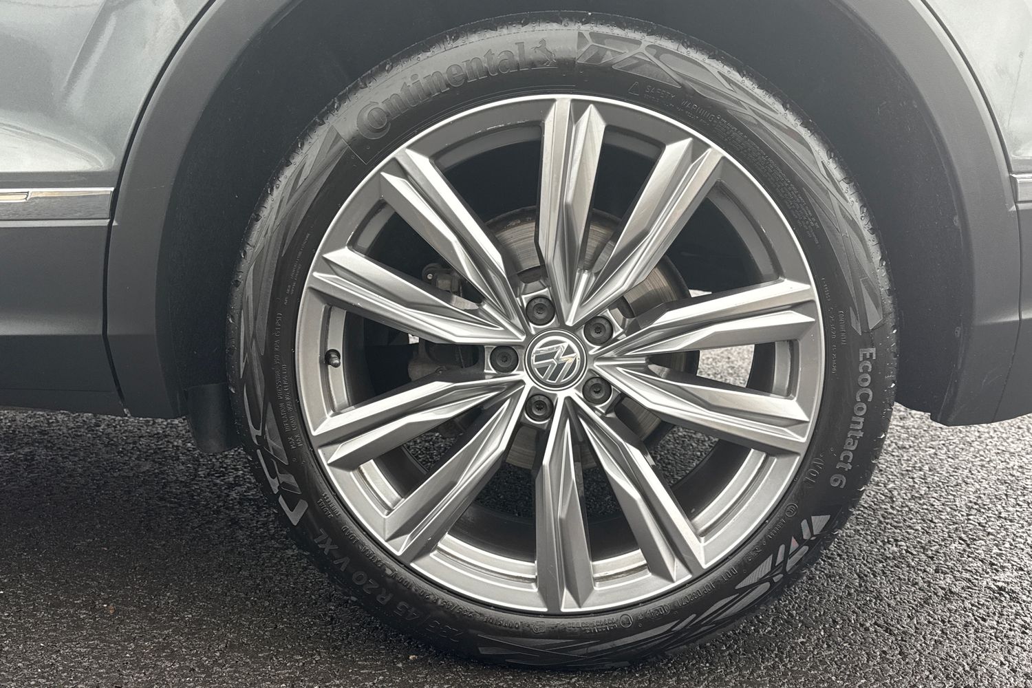 Used Volkswagen Tiguan 2020 for sale - 76476114: Photo 23