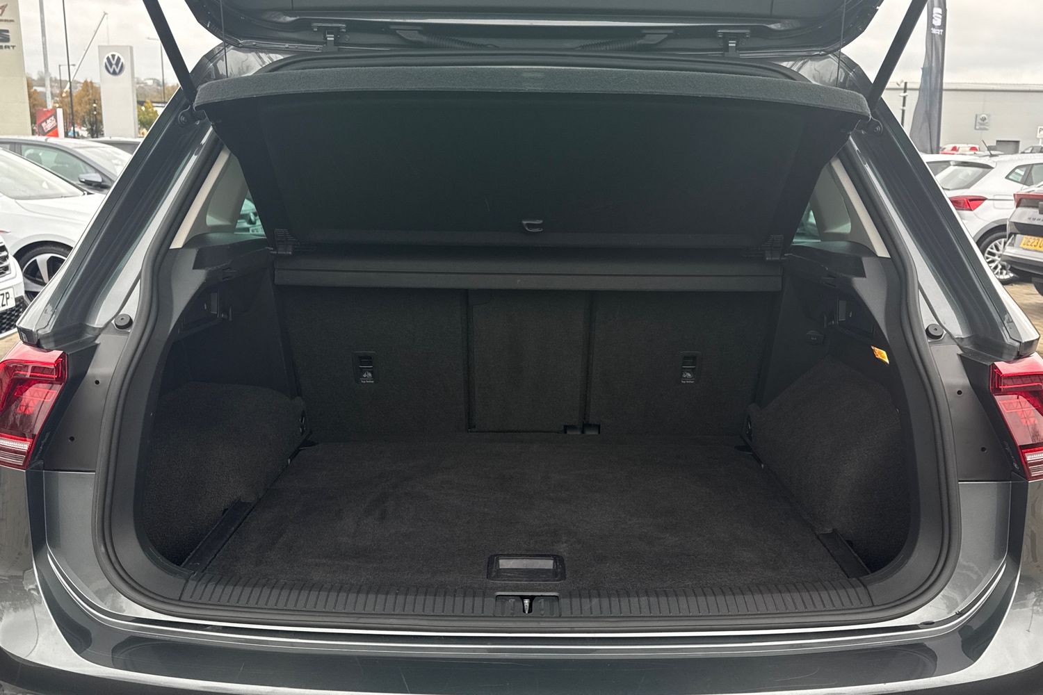 Used Volkswagen Tiguan 2020 for sale - 76476114: Photo 9