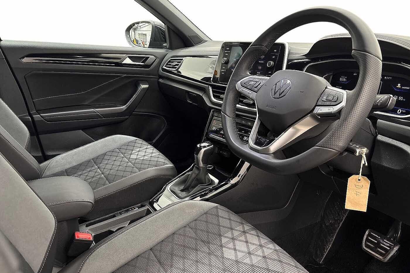 Used Volkswagen T-Roc 2025 for sale - 77493932: Photo 6