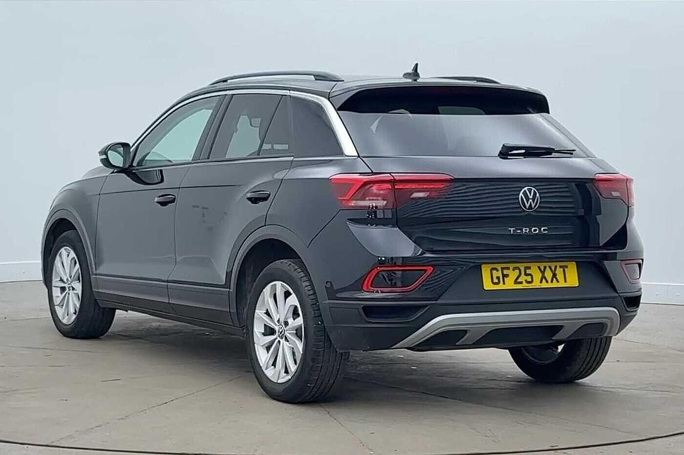 Used Volkswagen T-Roc 2025 for sale - 77199729: Photo 3