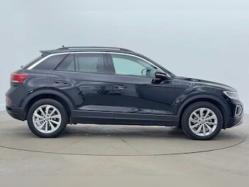 Used Volkswagen T-Roc 2025 for sale - 77199729: Photo