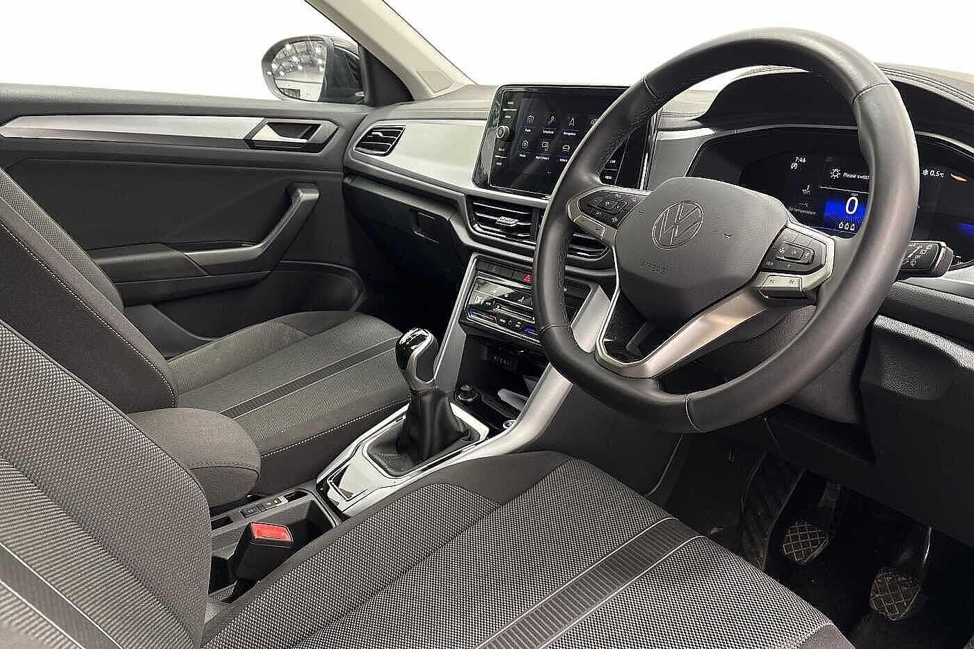 Used Volkswagen T-Roc 2025 for sale - 77199729: Photo 6