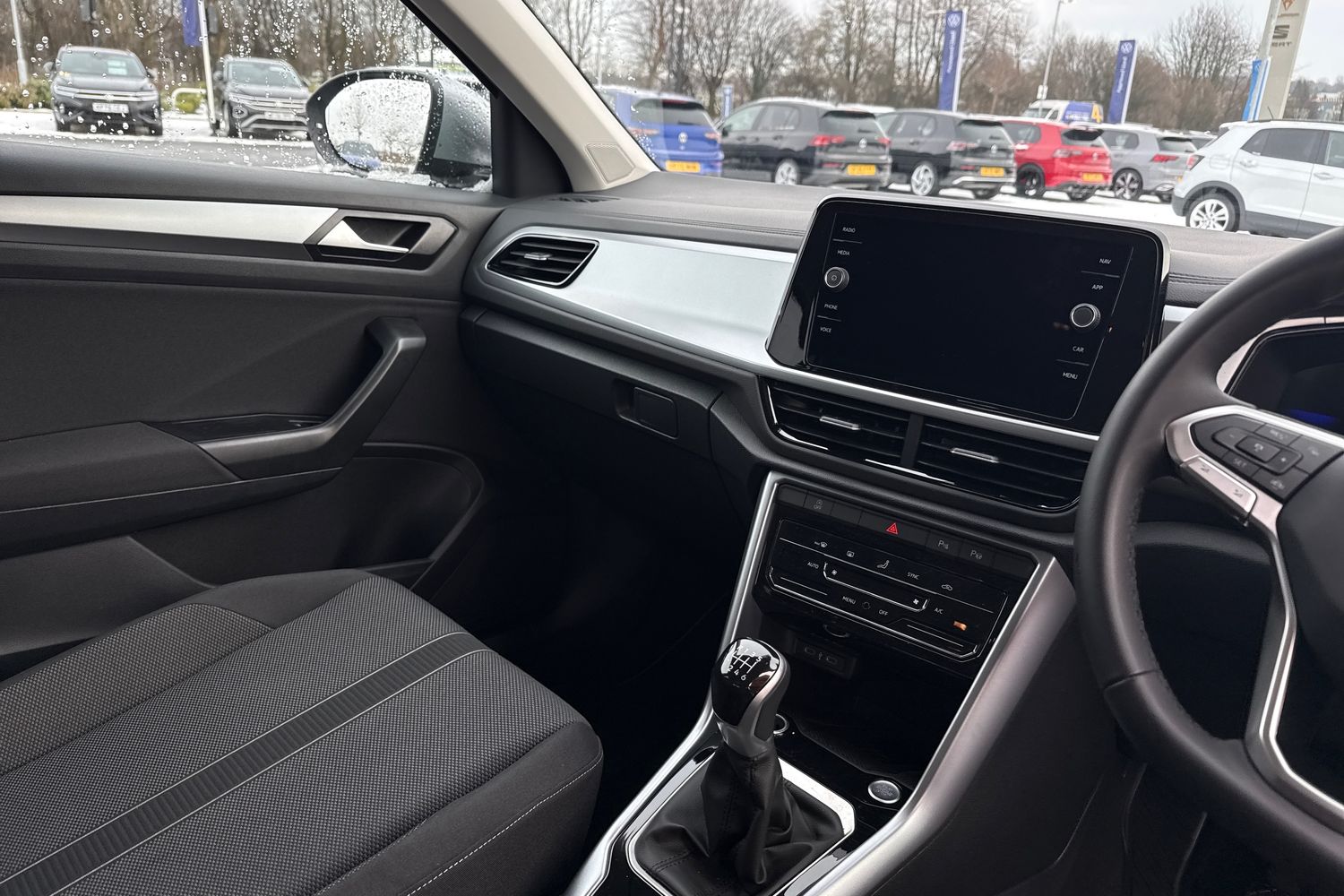 Used Volkswagen T-Roc 2025 for sale - 77123765: Photo 15