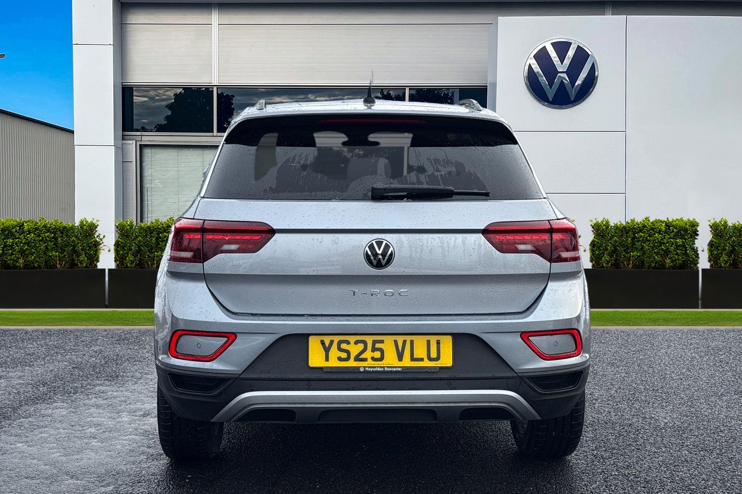 Used Volkswagen T-Roc 2025 for sale - 77123765: Photo 4