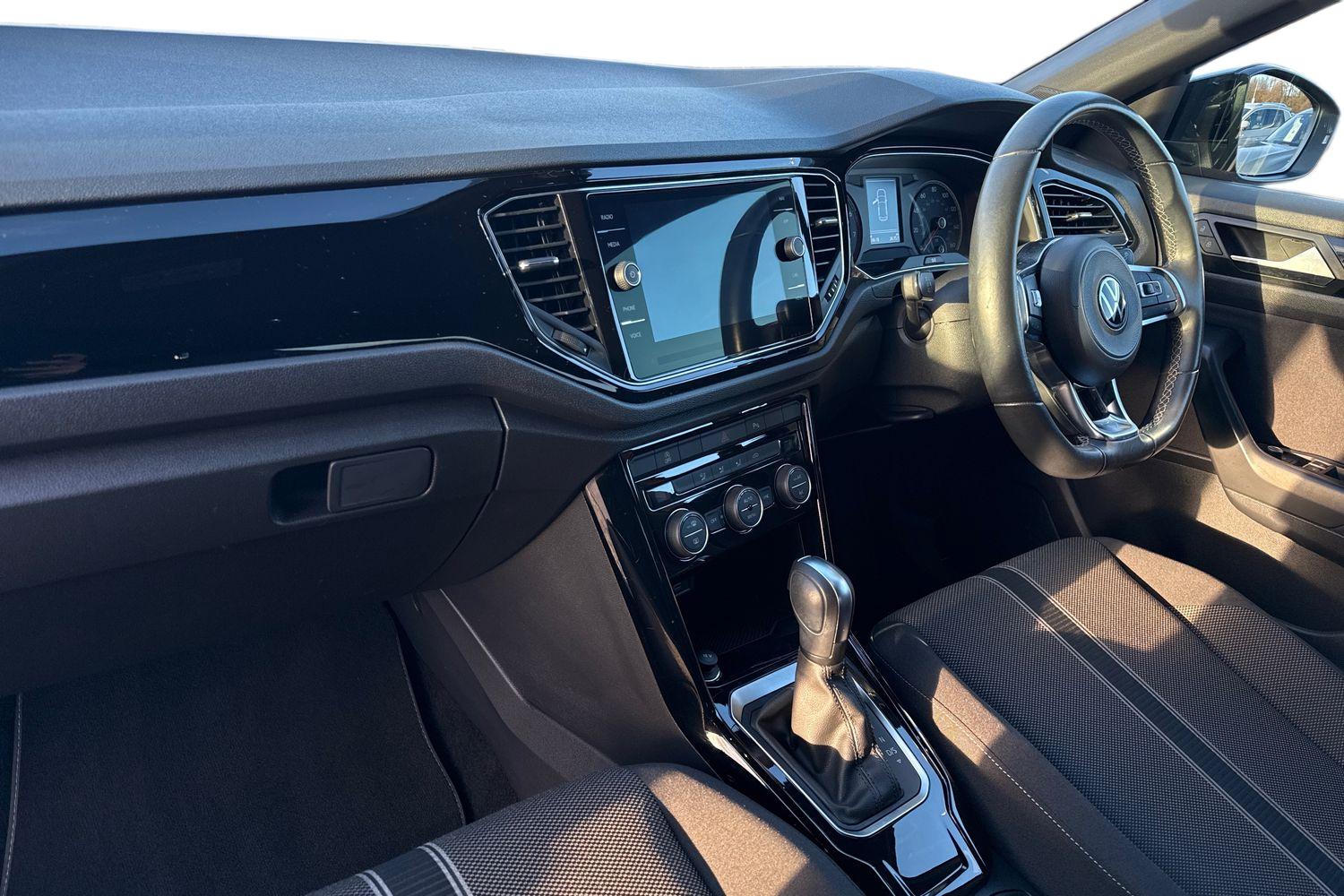 Used Volkswagen T-Roc 2021 for sale - 77135301: Photo 14