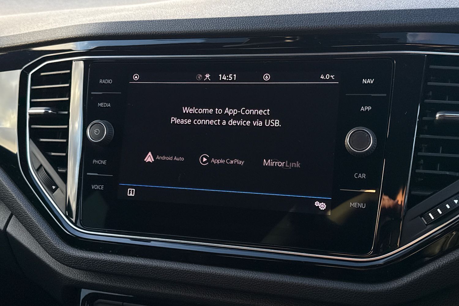 Used Volkswagen T-Roc 2021 for sale - 77135301: Photo 36