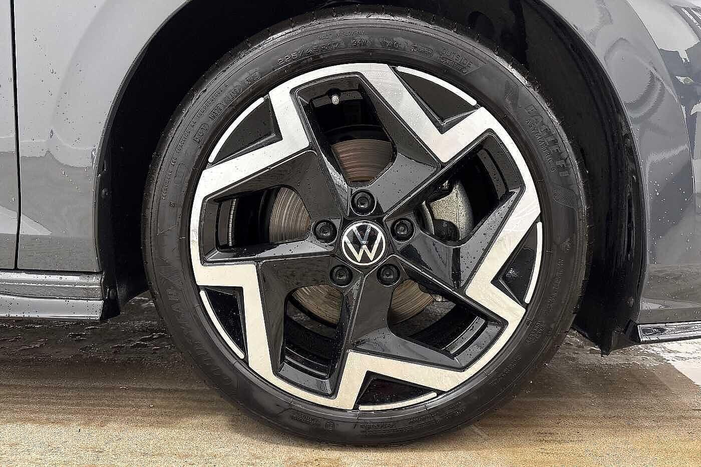 Used Volkswagen Golf 2025 for sale - 77935665: Photo 5