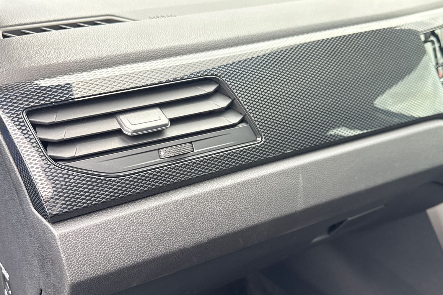 Used Volkswagen Polo 2025 for sale - 77236057: Photo 28