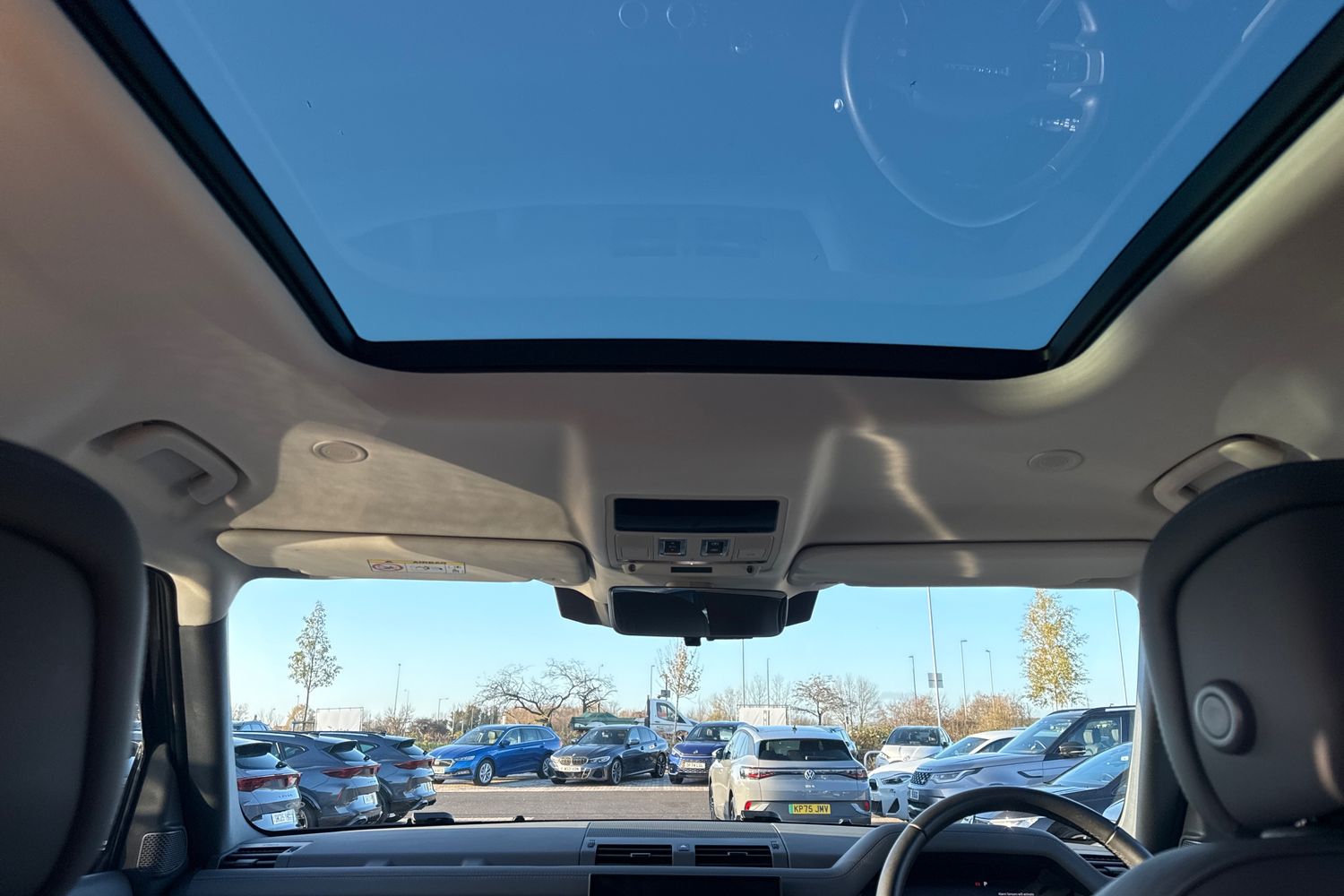 Used Land Rover Defender 110 2024 for sale - 76610838: Photo 34