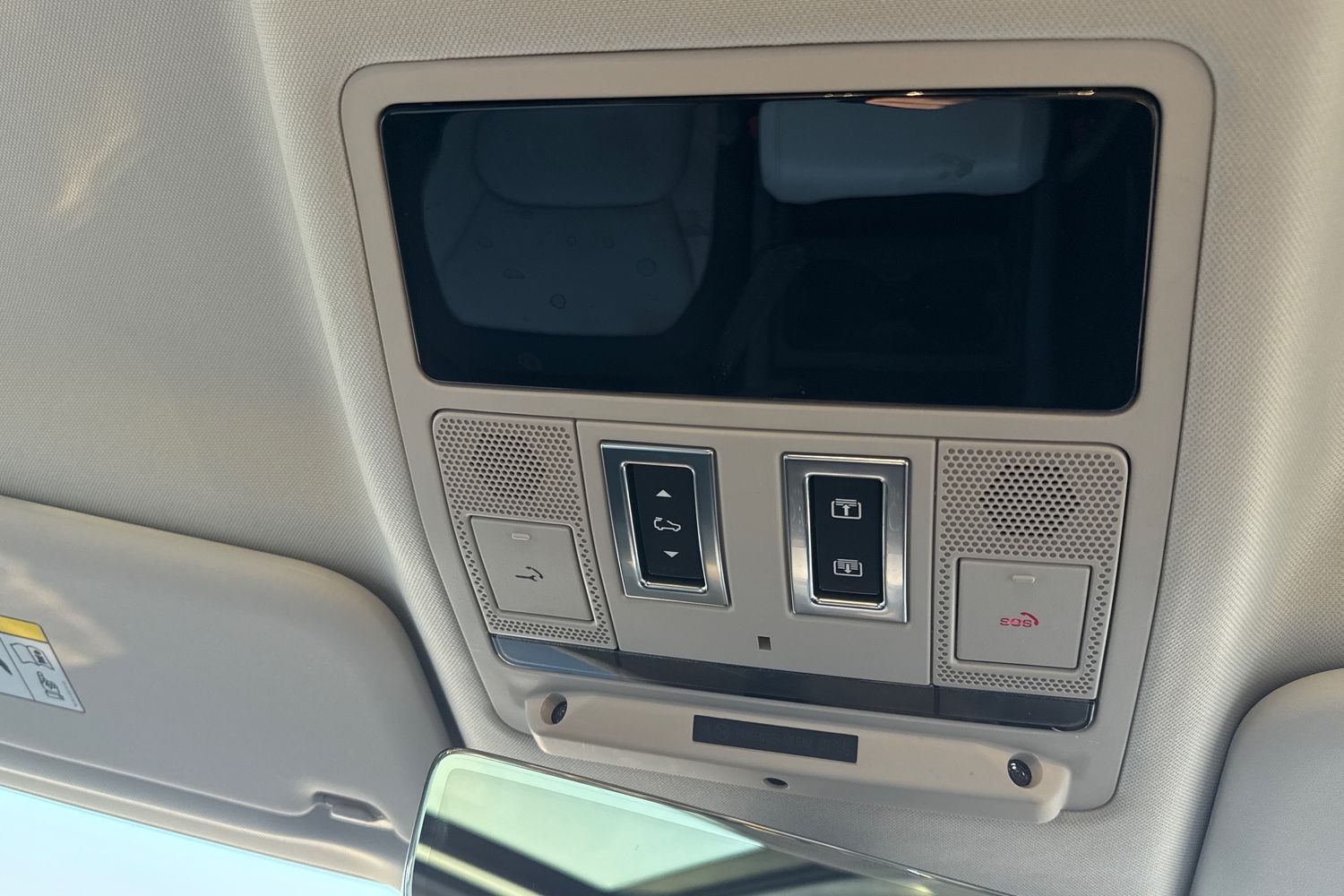 Used Land Rover Defender 110 2024 for sale - 76610838: Photo 53