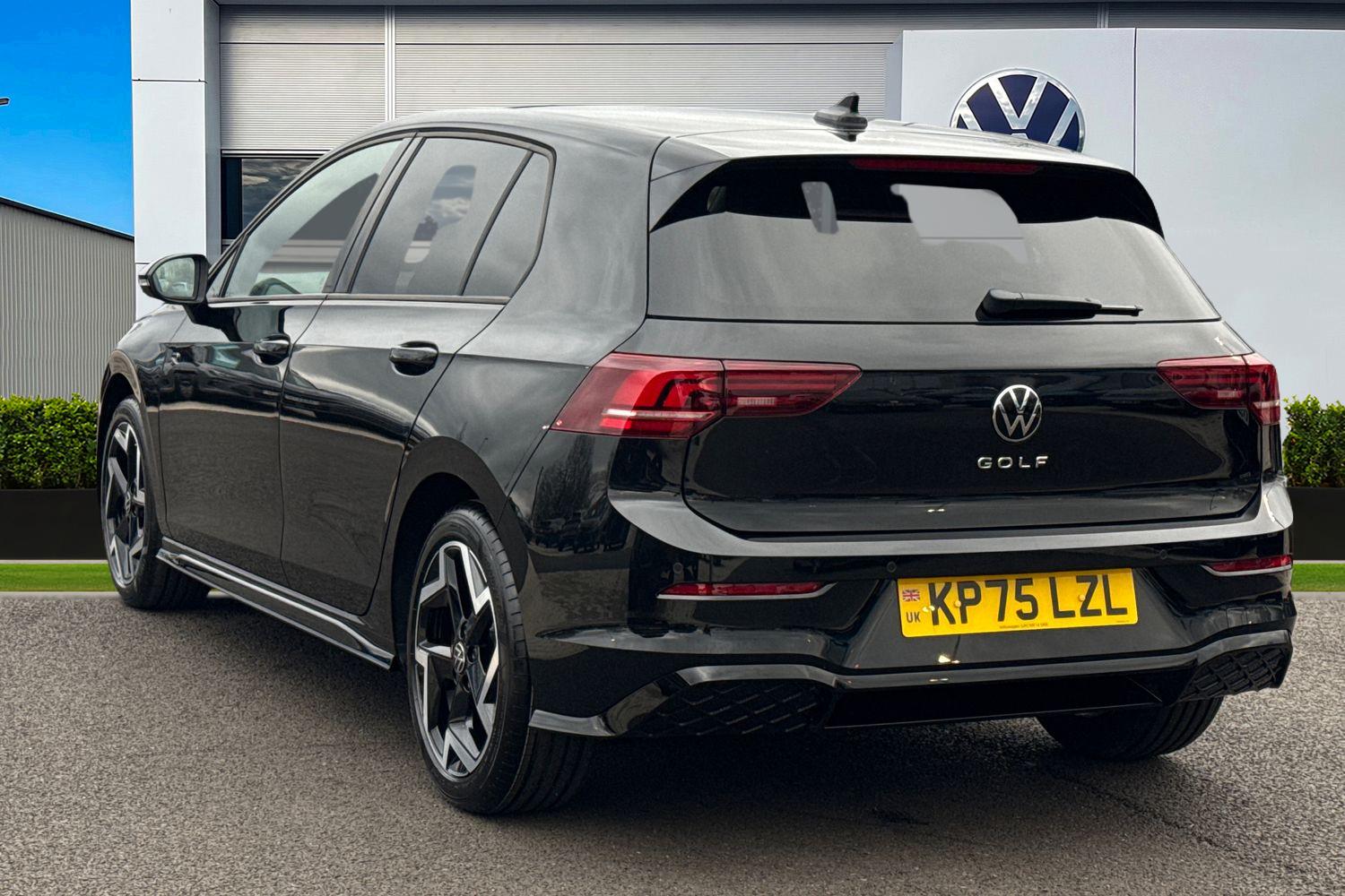 Used Volkswagen Golf 2025 for sale - 77764563: Photo 2