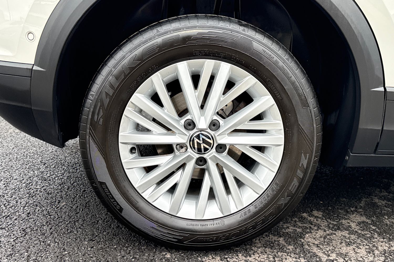 Used Volkswagen T-Roc 2023 for sale - 77348486: Photo 10