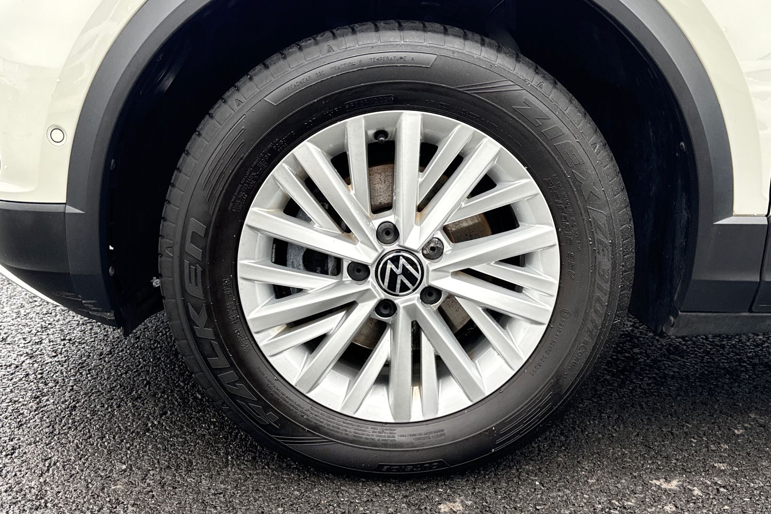 Used Volkswagen T-Roc 2023 for sale - 77348486: Photo 12