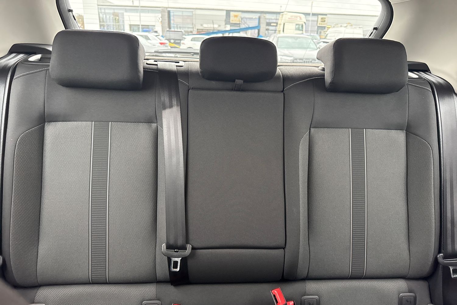 Used Volkswagen T-Roc 2023 for sale - 77348486: Photo 19