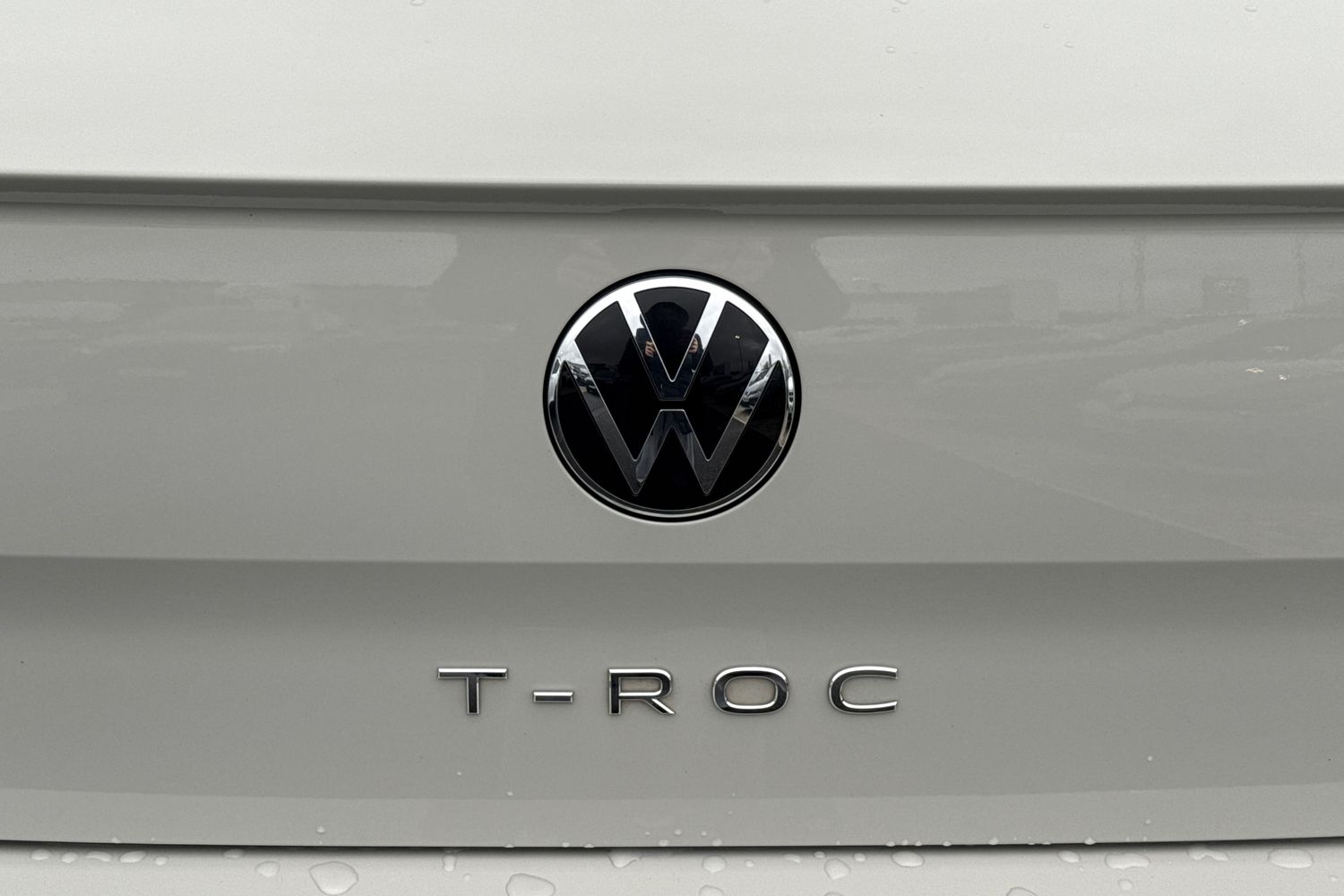 Used Volkswagen T-Roc 2023 for sale - 77348486: Photo 25