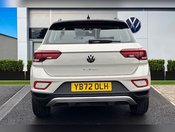 Used Volkswagen T-Roc 2023 for sale - 77348486: Photo
