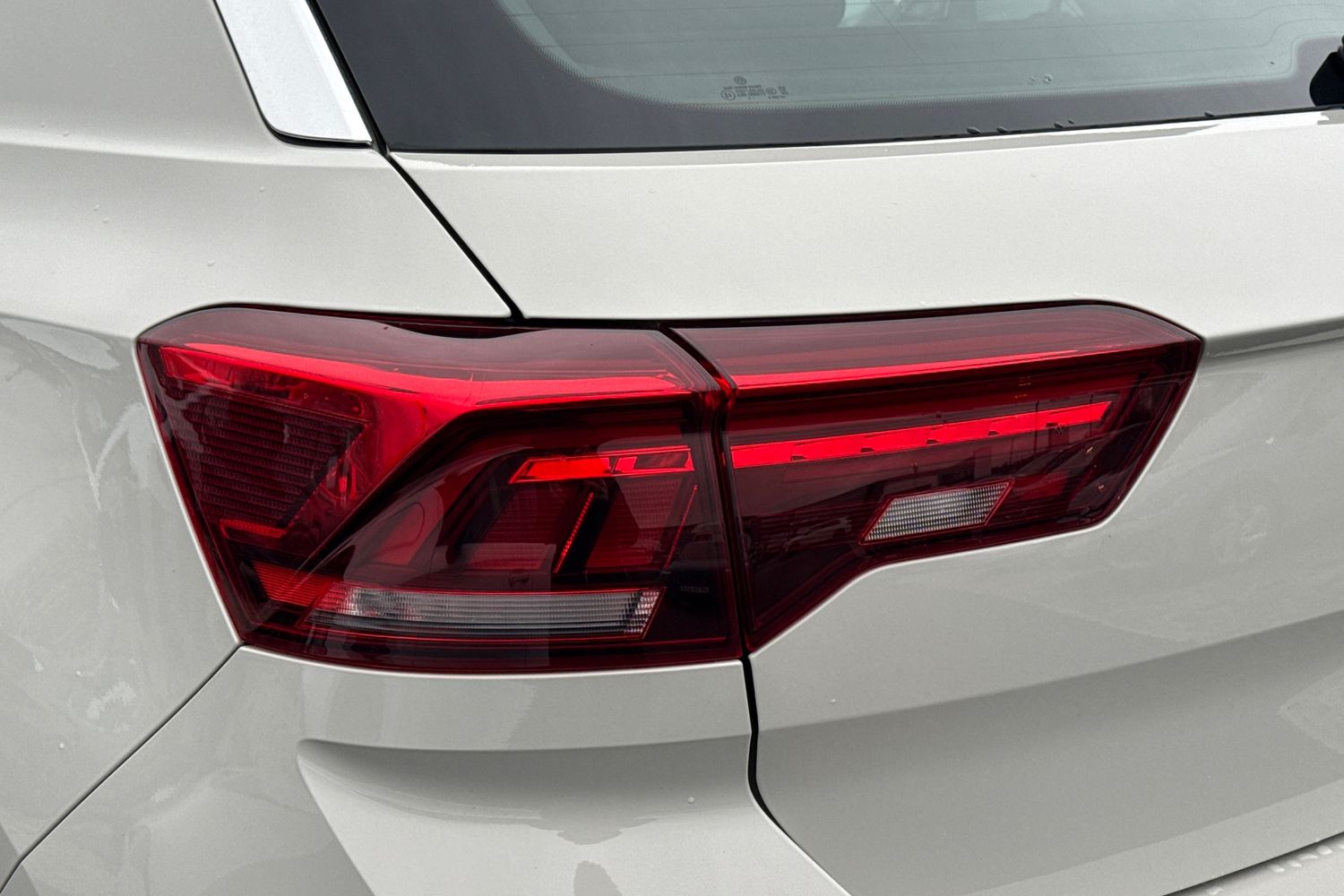 Used Volkswagen T-Roc 2023 for sale - 77348486: Photo 8