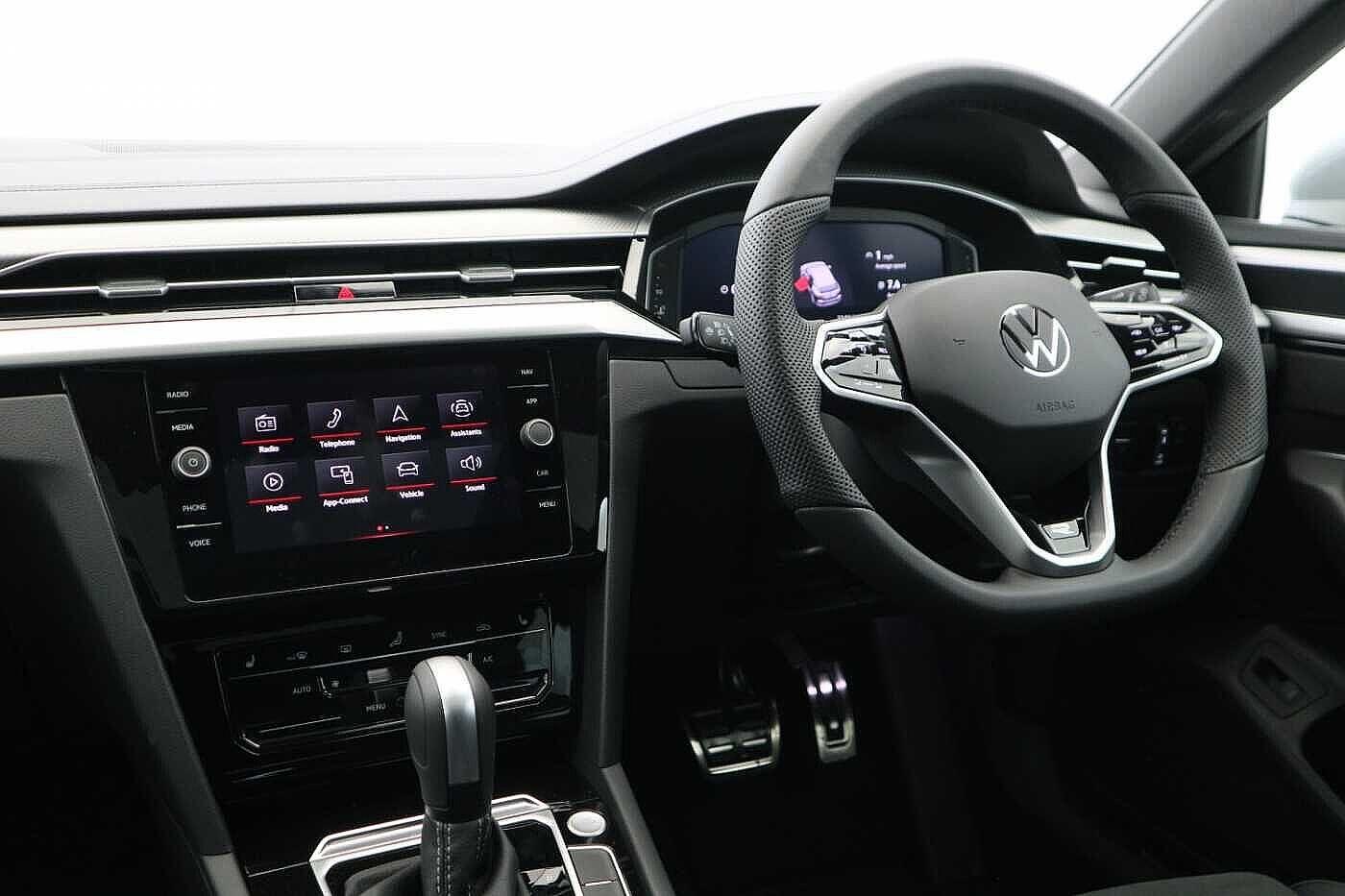 Used Volkswagen Arteon 2024 for sale - 76697729: Photo 2