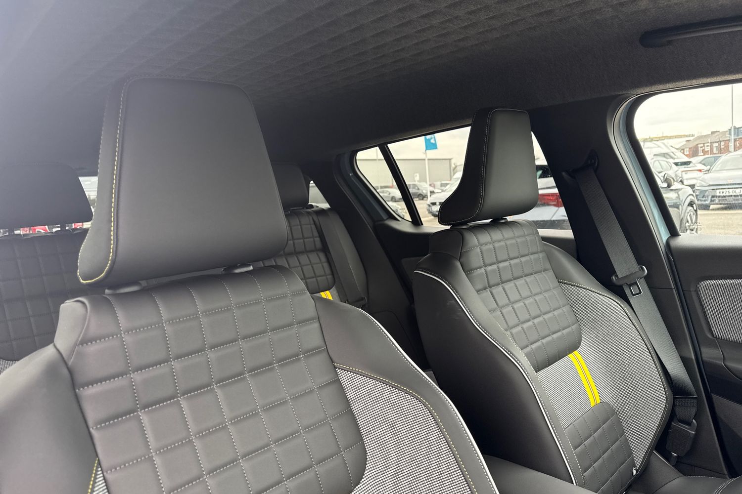 Used Renault 4 2025 for sale - 76311033: Photo 24