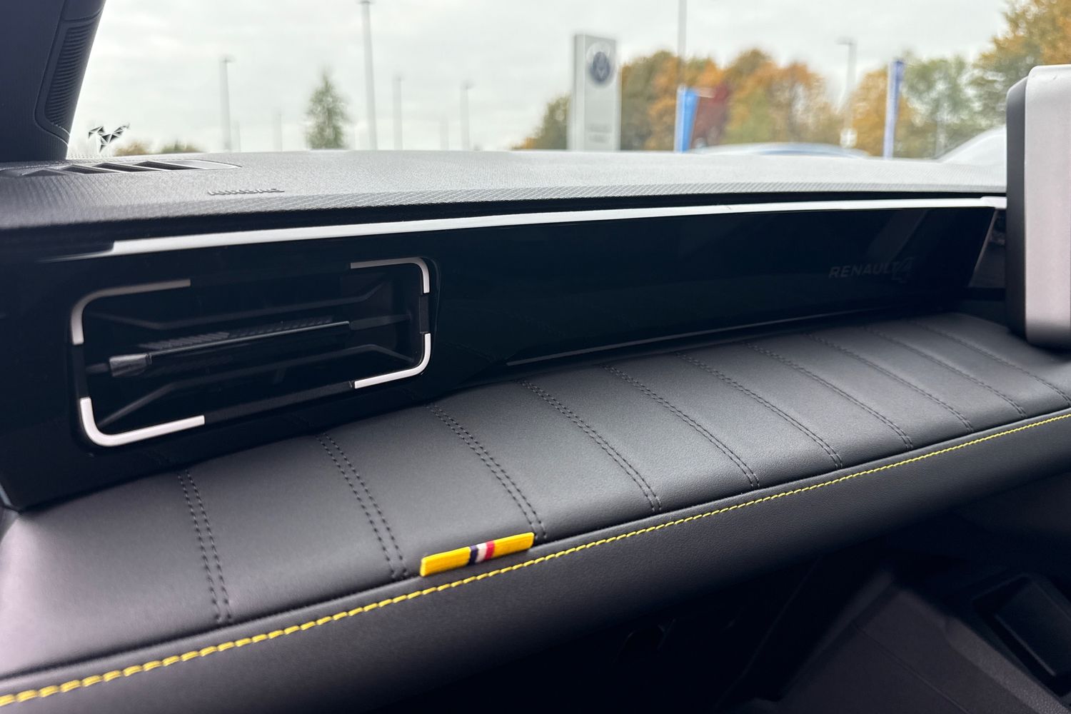 Used Renault 4 2025 for sale - 76311033: Photo 36