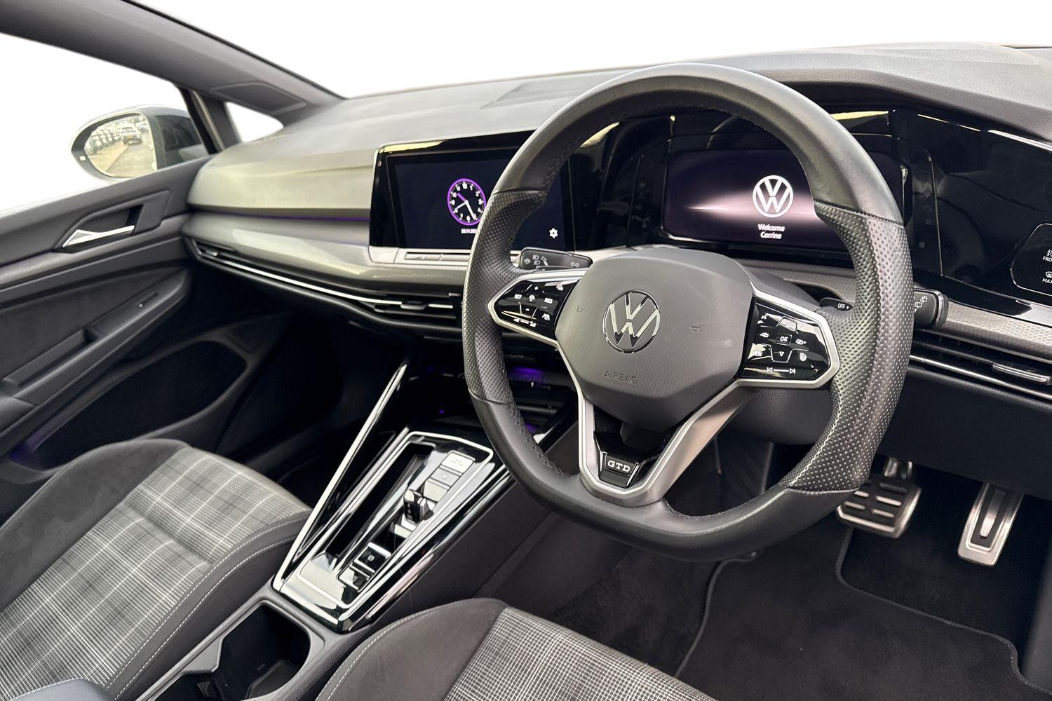 Used Volkswagen Golf 2023 for sale - 76739549: Photo 14