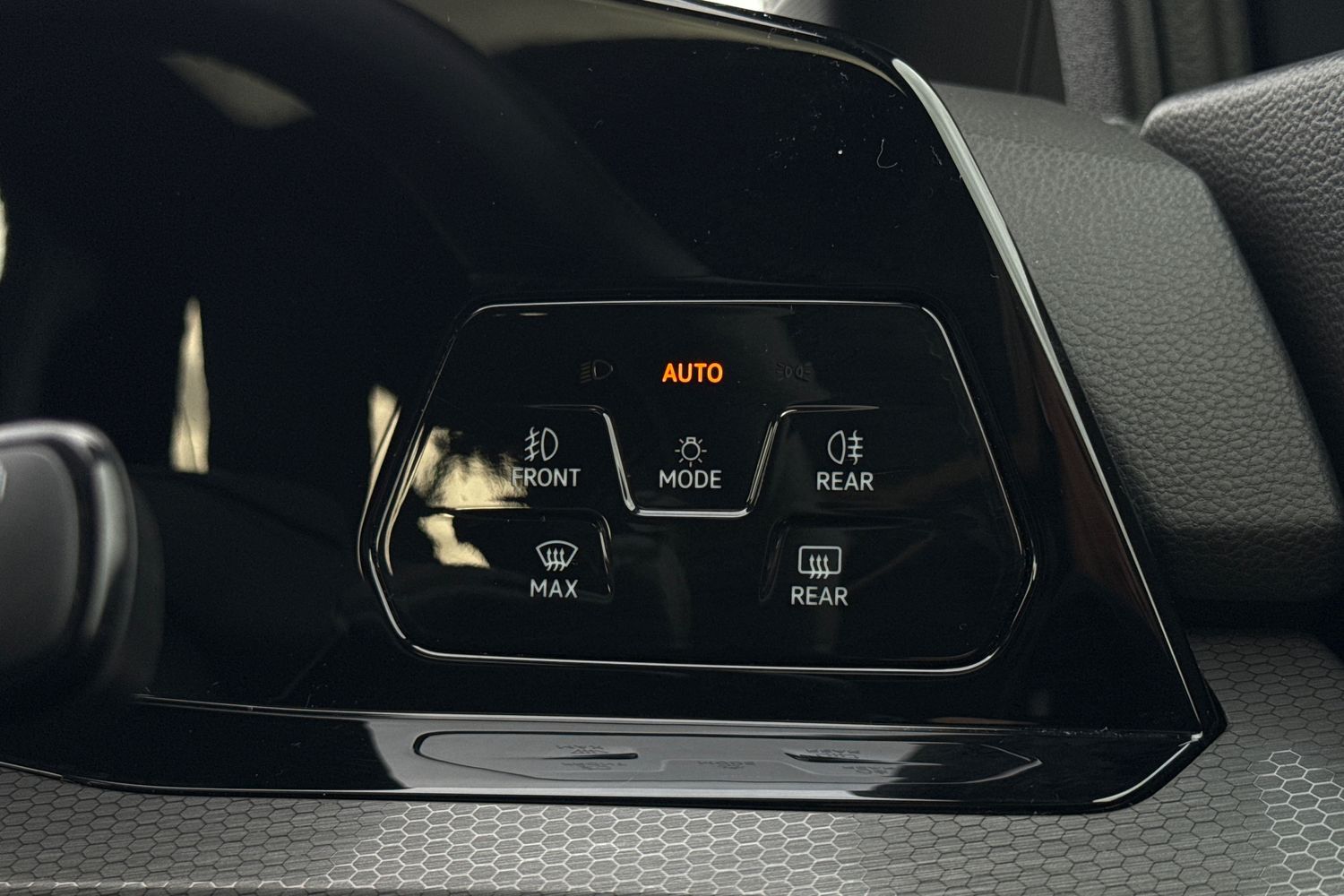 Used Volkswagen Golf 2023 for sale - 76739549: Photo 36