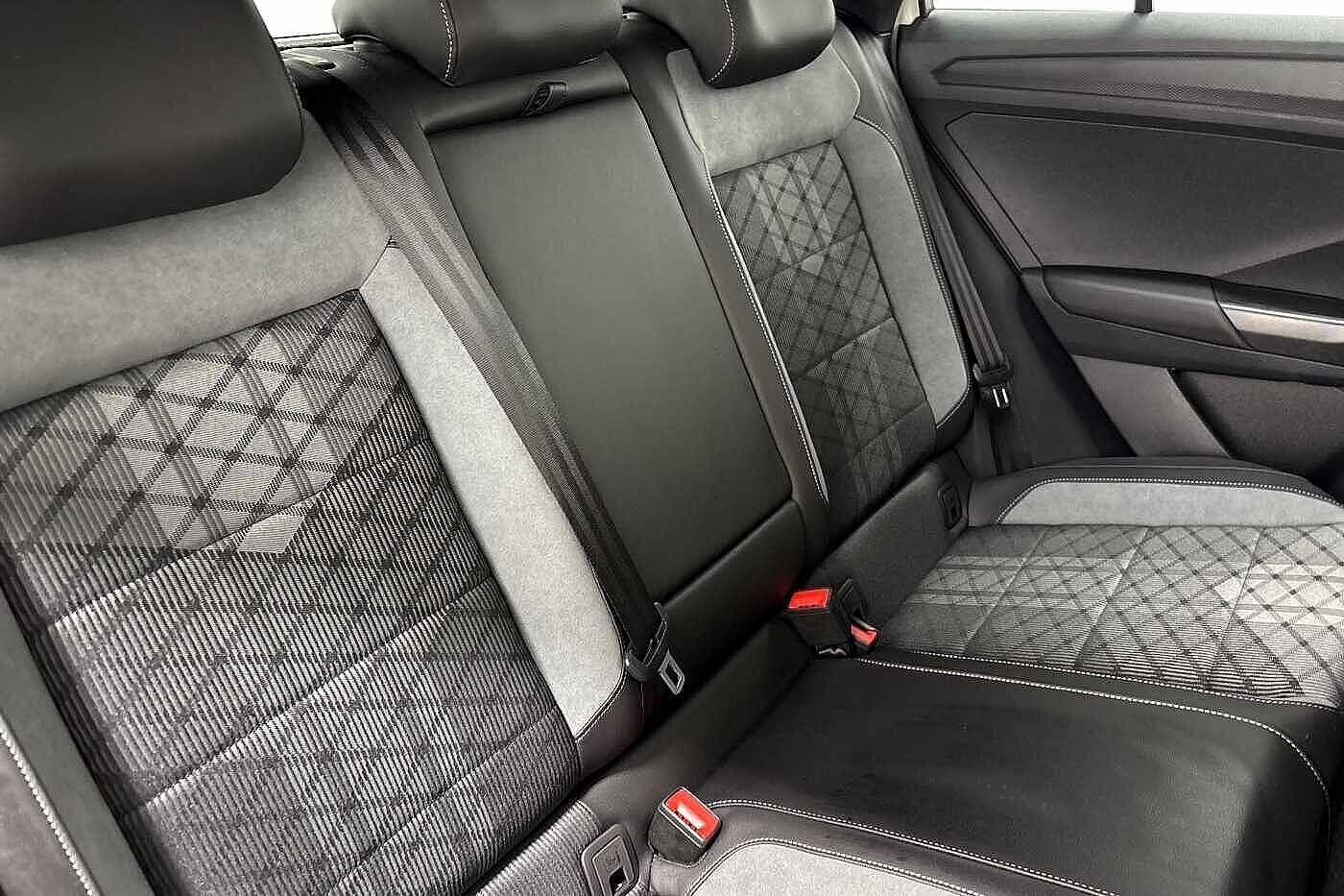 Used Volkswagen T-Roc 2025 for sale - 76896149: Photo 9